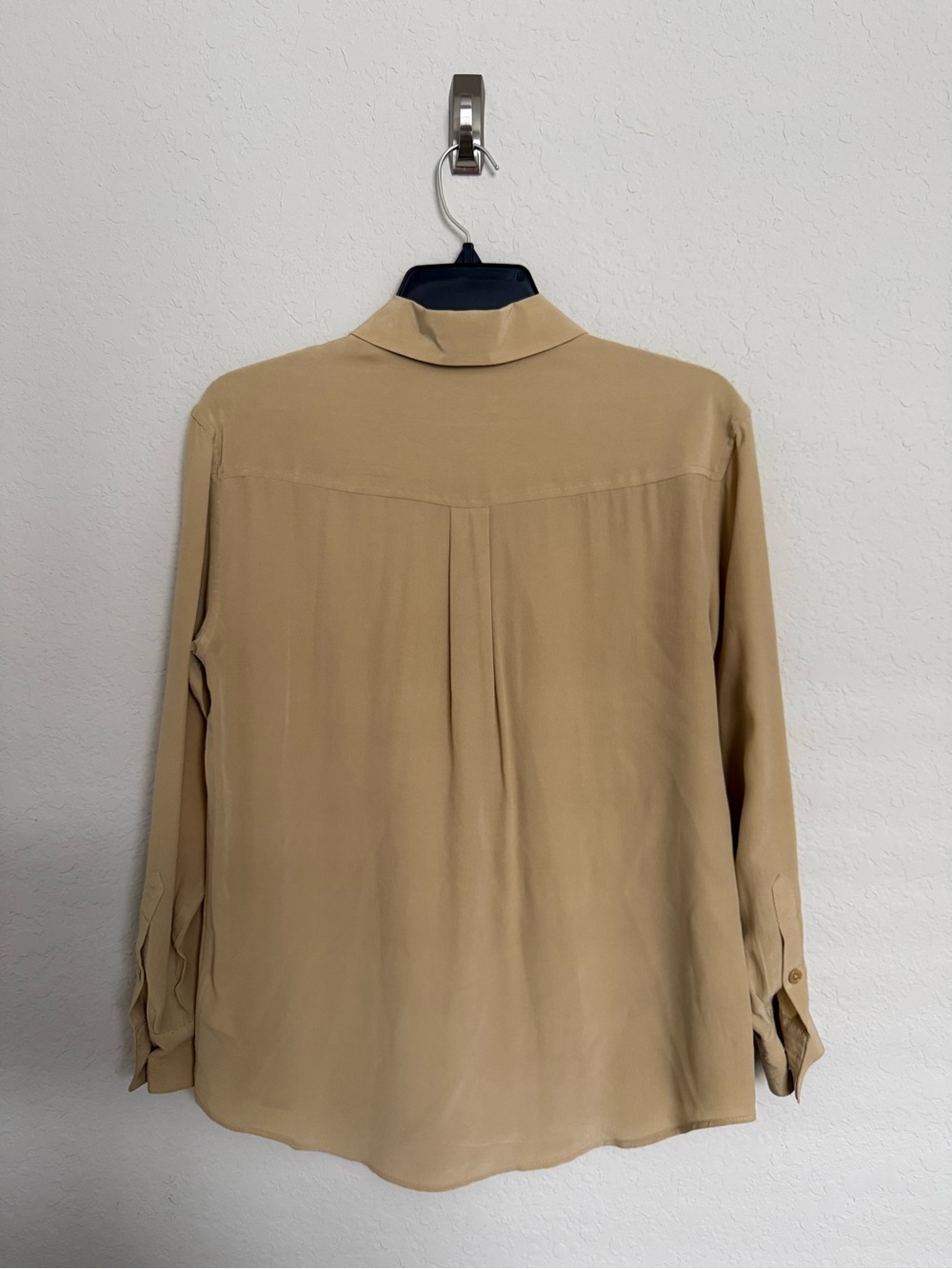 Equipment Tan Silk Half Button Popover Blouse XS Quiet Luxury Capsule Minimalist - Picture 2 of 5